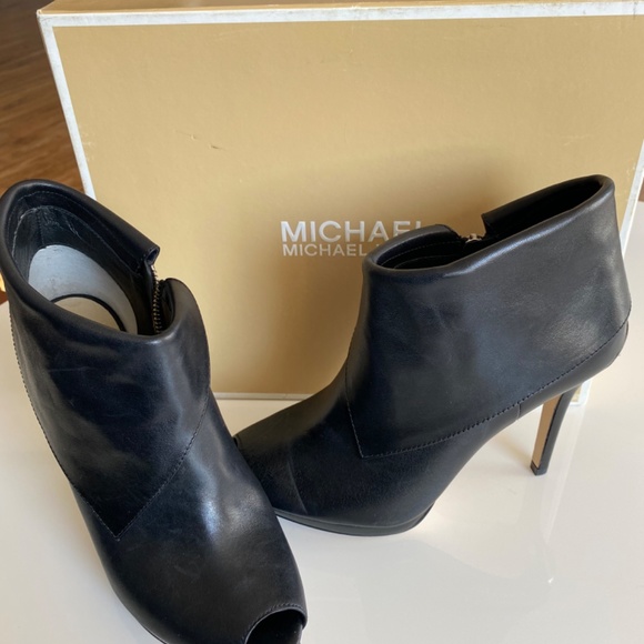 Michael Kors Black Booties *Never Worn* - Picture 4 of 7